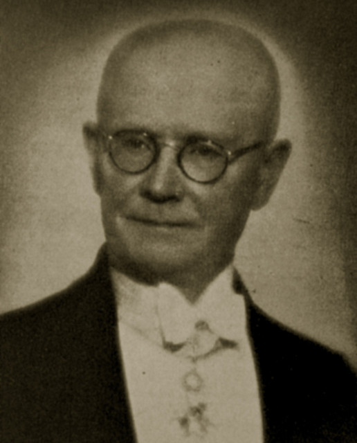 Jānis Kalacs 20. gadsimta 30. gadu nogalē. Portrets publicēts "Tieslietu Ministrijas Vēstnesī" (1938, Nr. 2)